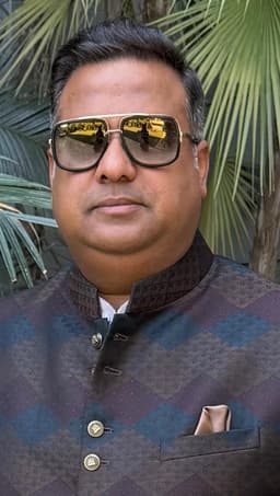 Sh. Manish Agarwal